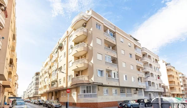 R,102.260€, REF:72712, 1H,1F.39m2, TB