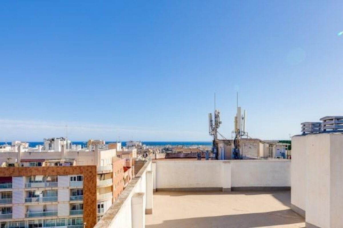 resale-apartment-torrevieja-centro_307924_xl.jpg